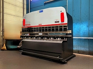 ▶ 유압식 절곡기