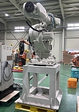IRB 6700 IRB6700-175/3.05 IRC5 M2004 ABB 산업용로봇 세트